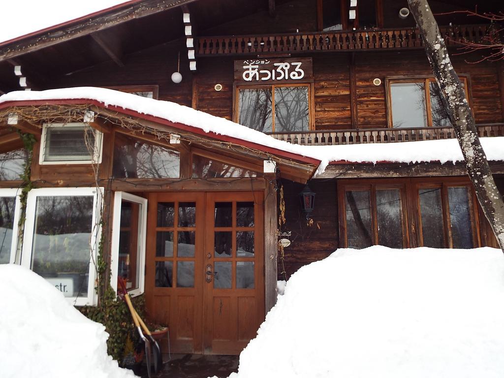 Pension Apple Kaminoyama Exterior foto